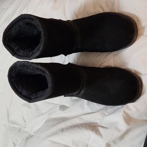 Dream Pairs fuzzy boots size 8